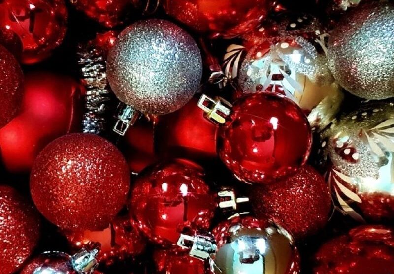 Discovering the Beauty of Hand-blown Glass Christmas Ornaments: A Collector’s Guide